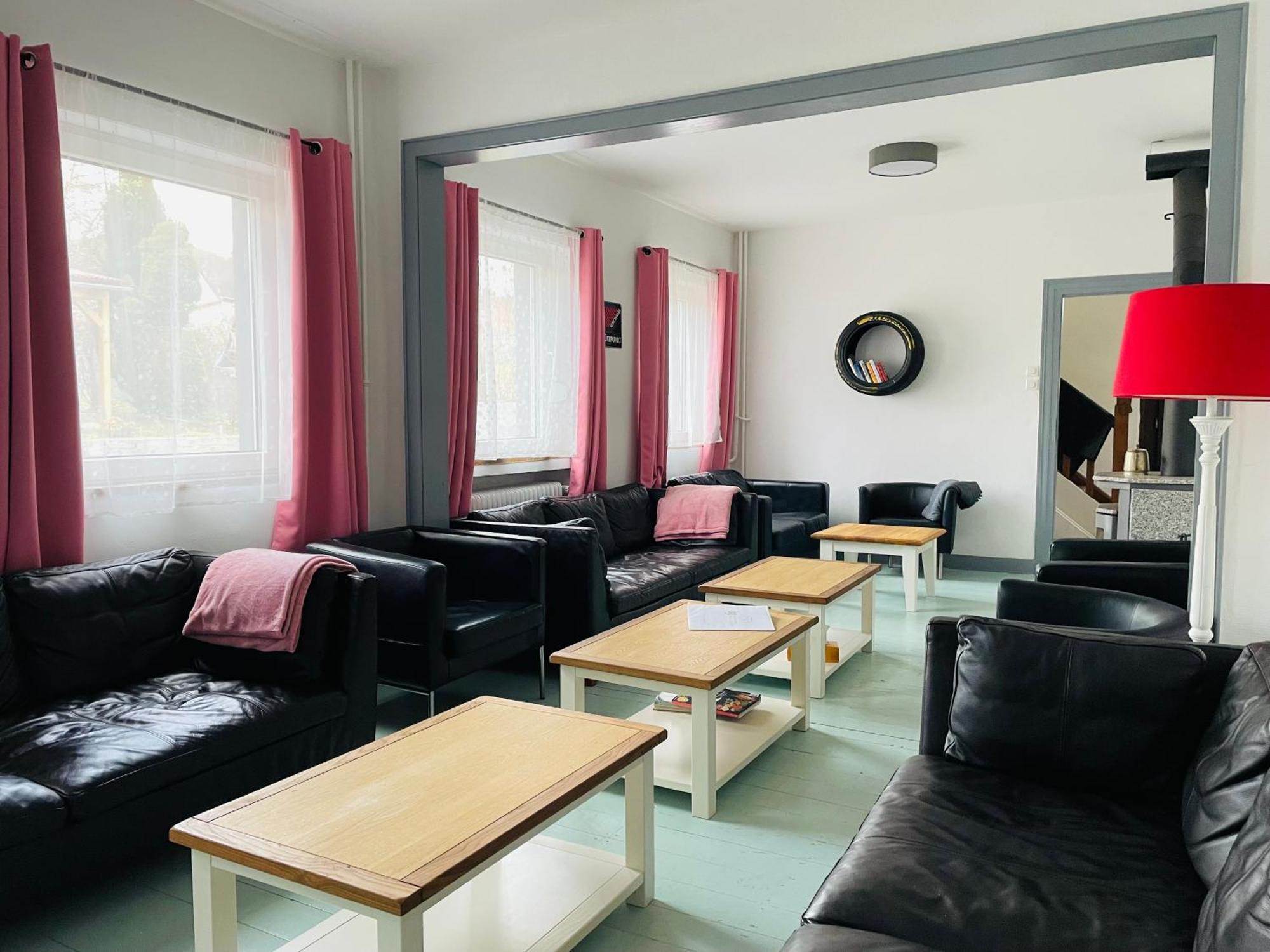 Ferienhaus Backesgarten Fuer 22 Personen Neichen Dış mekan fotoğraf